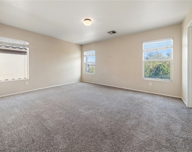 9021 Spirit Canyon Avenue - Photo Thumbnail 10