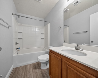 9021 Spirit Canyon Avenue - Photo Thumbnail 16
