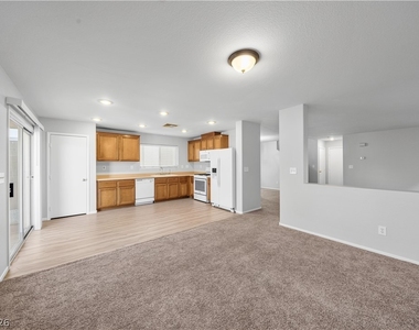 9021 Spirit Canyon Avenue - Photo Thumbnail 5