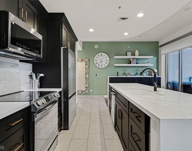 200 W Sahara Avenue - Photo Thumbnail 18