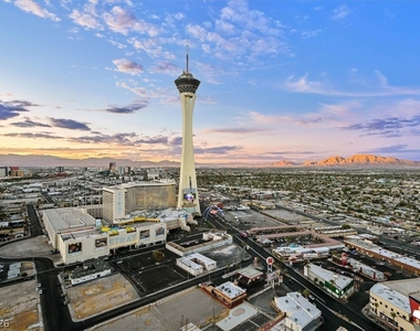 200 W Sahara Avenue - Photo Thumbnail 29
