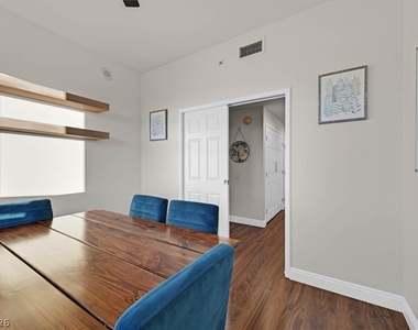200 W Sahara Avenue - Photo Thumbnail 26