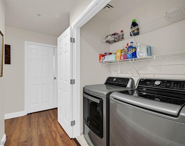 200 W Sahara Avenue - Photo Thumbnail 28