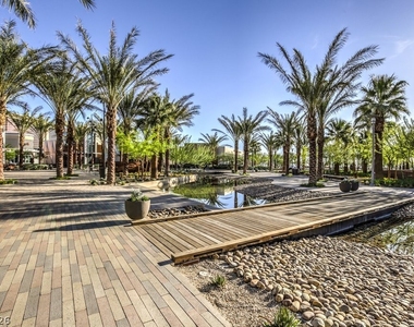10517 Howling Coyote Avenue - Photo Thumbnail 33