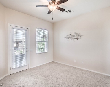 10517 Howling Coyote Avenue - Photo Thumbnail 22