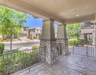 10517 Howling Coyote Avenue - Photo Thumbnail 5