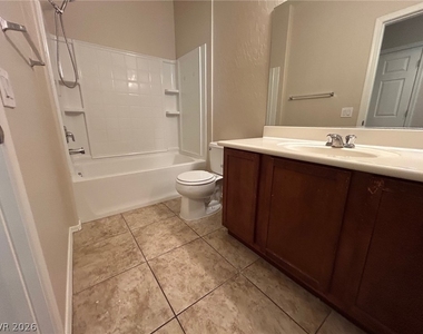 6868 Sky Pointe Drive - Photo Thumbnail 3
