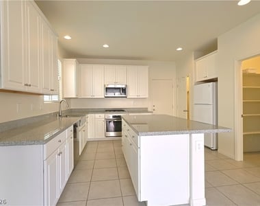 8663 Reynolds Spring Street - Photo Thumbnail 10