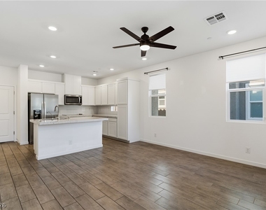 222 Krameria Avenue - Photo Thumbnail 7