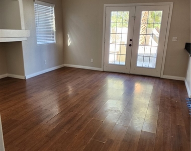 9352 S Villa Tuscany Avenue - Photo Thumbnail 22