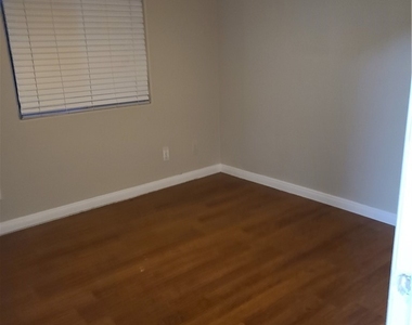 9352 S Villa Tuscany Avenue - Photo Thumbnail 31