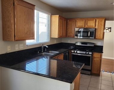 9352 S Villa Tuscany Avenue - Photo Thumbnail 16