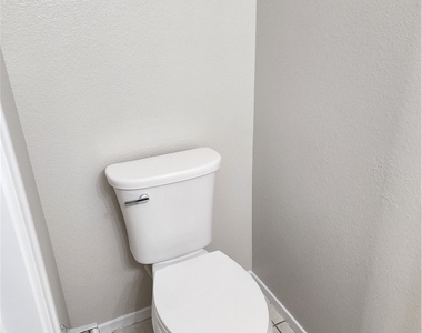 9352 S Villa Tuscany Avenue - Photo Thumbnail 11