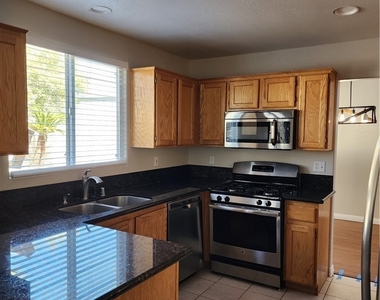 9352 S Villa Tuscany Avenue - Photo Thumbnail 15