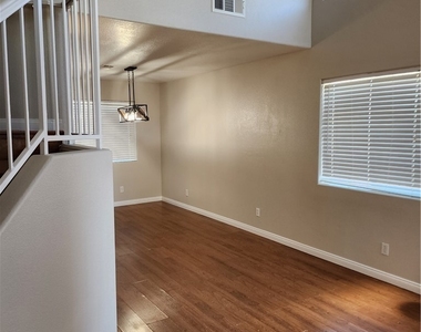 9352 S Villa Tuscany Avenue - Photo Thumbnail 4