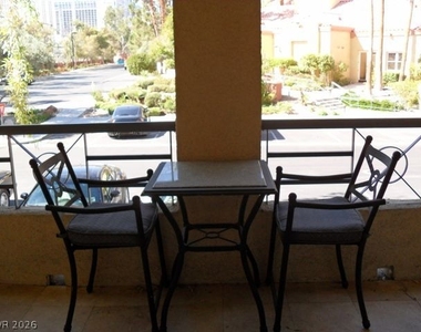 270 Flamingo Road - Photo Thumbnail 8