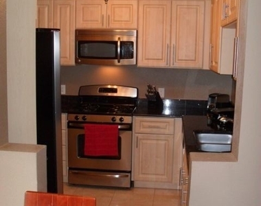 220 E Flamingo Road - Photo Thumbnail 1