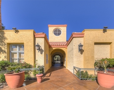 220 Flamingo Road - Photo Thumbnail 9
