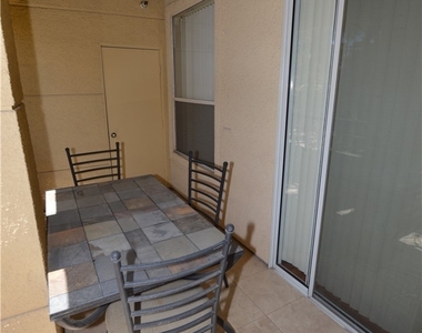 230 E Flamingo Road - Photo Thumbnail 7