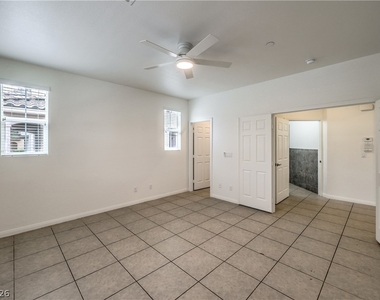 3182 Del Terra Avenue - Photo Thumbnail 22