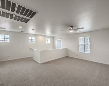 3182 Del Terra Avenue - Photo Thumbnail 14
