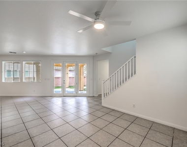 3182 Del Terra Avenue - Photo Thumbnail 9