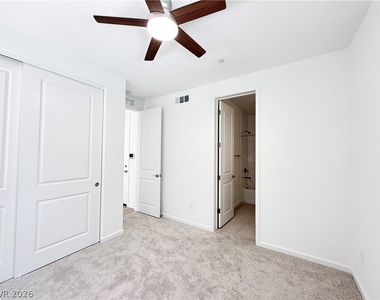 659 Fortis Creek Street - Photo Thumbnail 18