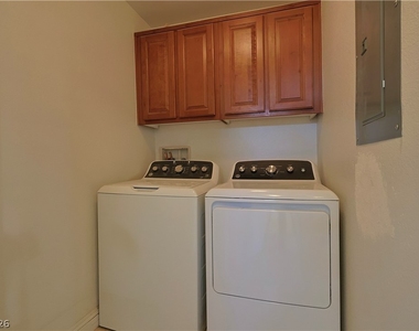 9125 Camp Light Avenue - Photo Thumbnail 9