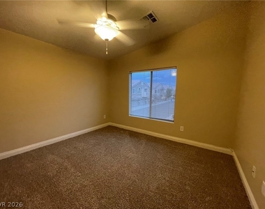 9125 Camp Light Avenue - Photo Thumbnail 16