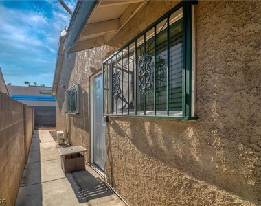 3730 Greenwood Dr. - Photo Thumbnail 25