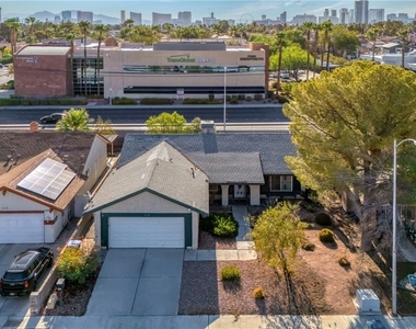 3730 Greenwood Dr. - Photo Thumbnail 28