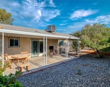 3730 Greenwood Dr. - Photo Thumbnail 23