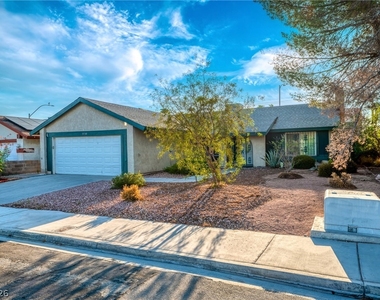 3730 Greenwood Dr. - Photo Thumbnail 26