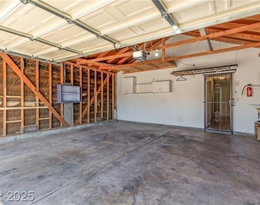 3730 Greenwood Dr. - Photo Thumbnail 21