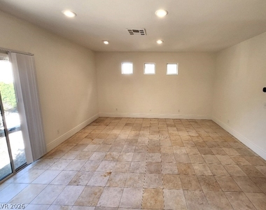 10544 Blanca Peak Avenue - Photo Thumbnail 5