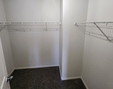 10544 Blanca Peak Avenue - Photo Thumbnail 22