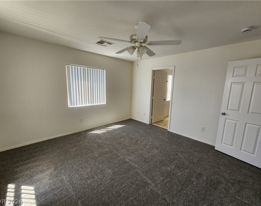10544 Blanca Peak Avenue - Photo Thumbnail 18