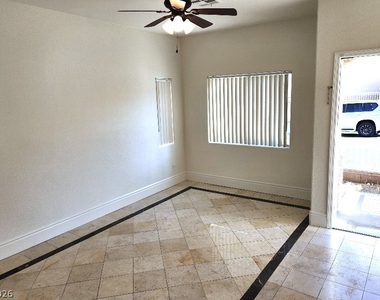 10544 Blanca Peak Avenue - Photo Thumbnail 6