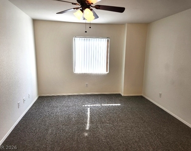 10544 Blanca Peak Avenue - Photo Thumbnail 27