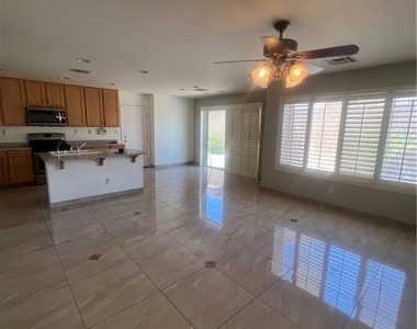 5233 Aztec Heights Street - Photo Thumbnail 8