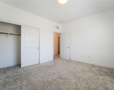 3952 Henny Avenue - Photo Thumbnail 26