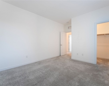3952 Henny Avenue - Photo Thumbnail 29