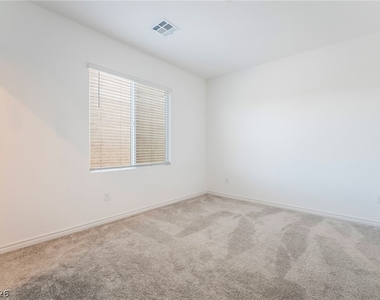 3952 Henny Avenue - Photo Thumbnail 28
