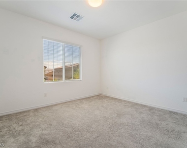 3952 Henny Avenue - Photo Thumbnail 24