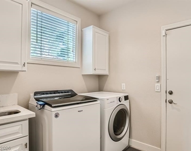 8900 Rainbow Ridge Drive - Photo Thumbnail 26