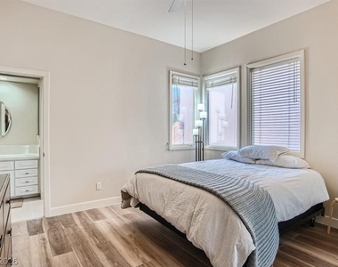 8900 Rainbow Ridge Drive - Photo Thumbnail 22