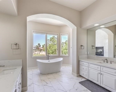 8900 Rainbow Ridge Drive - Photo Thumbnail 19