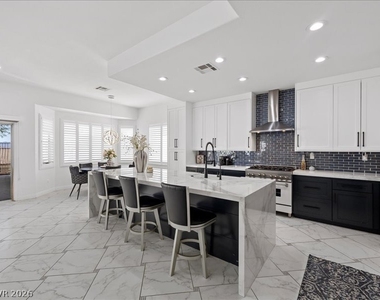 750 Vortex Avenue - Photo Thumbnail 10