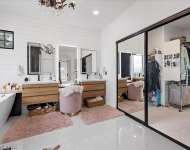 750 Vortex Avenue - Photo Thumbnail 21