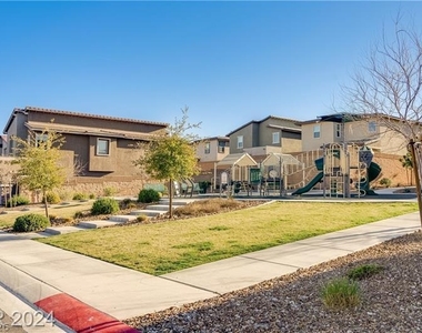 9763 Mojave Mountain Street - Photo Thumbnail 5